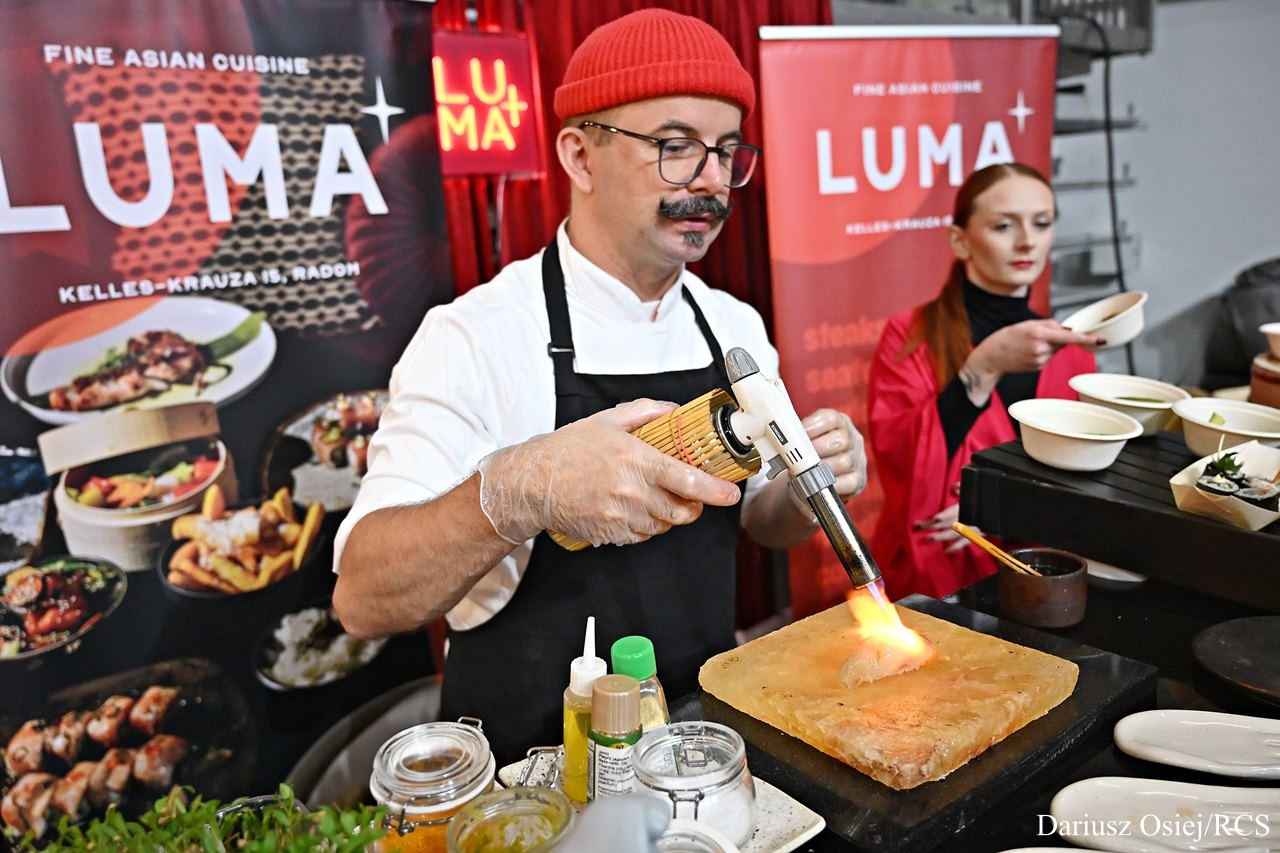 Galeria: Festiwal Kuchni i Kultury Azjatyckiej, zdjęcie 21 z 24