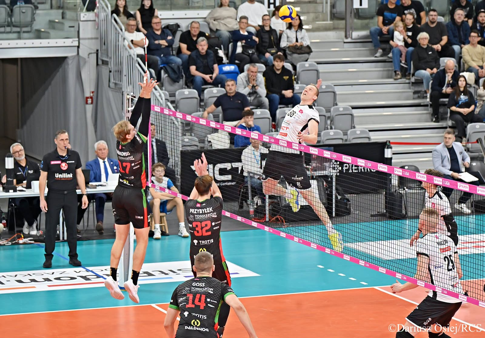Galeria: Tauron 1. Liga: ICT Pierrot Czarni Radom-Lechia Tomaszów Maz., zdjęcie 4 z 17