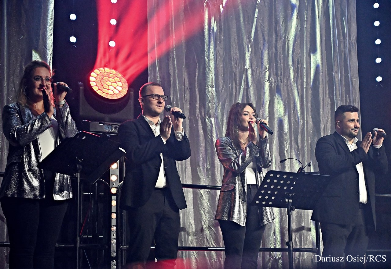 Galeria: Piotr Rubik - "Niech mówią, że to nie jest miłość", zdjęcie 8 z 11