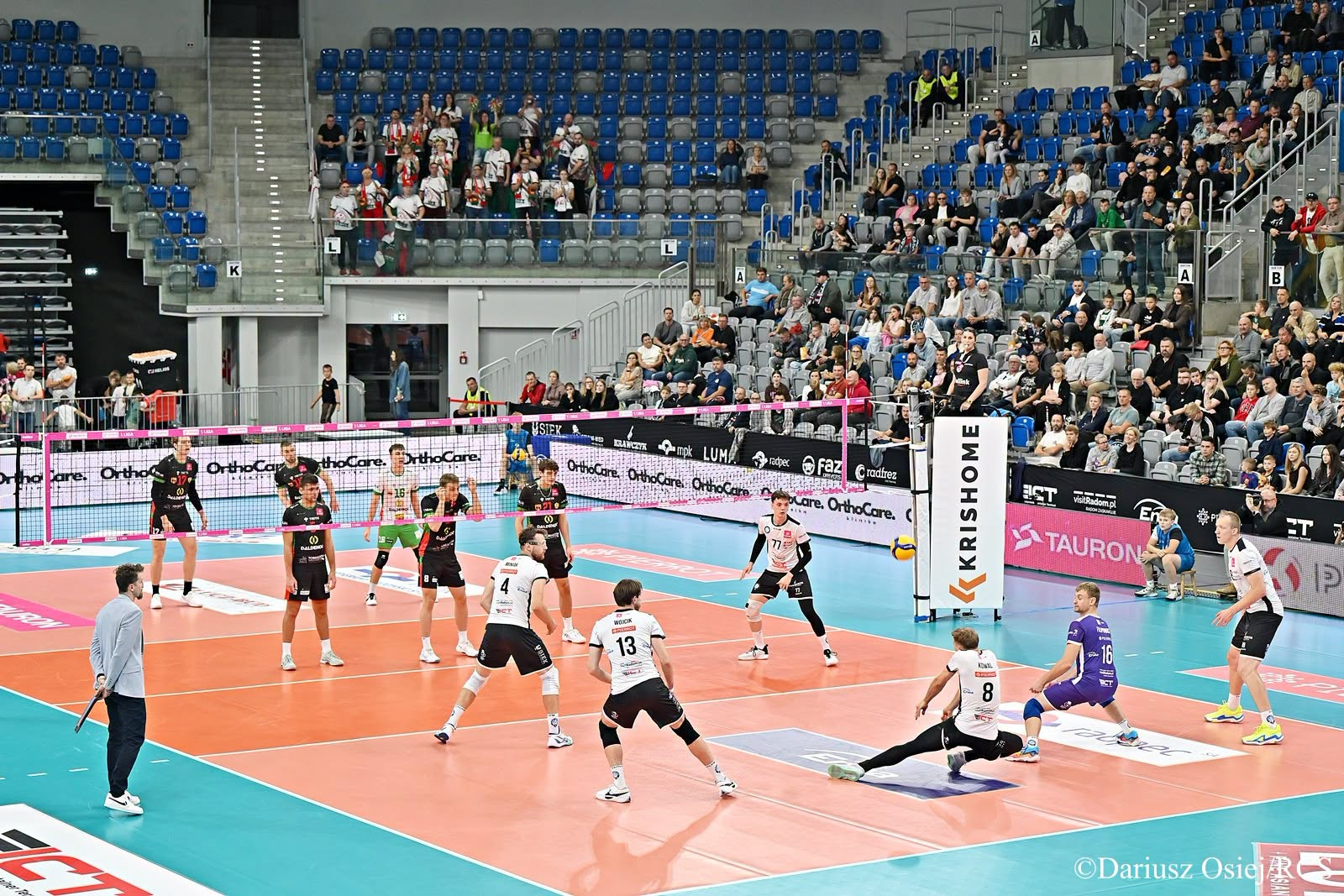 Galeria: Tauron 1. Liga: ICT Pierrot Czarni Radom-Lechia Tomaszów Maz., zdjęcie 1 z 17