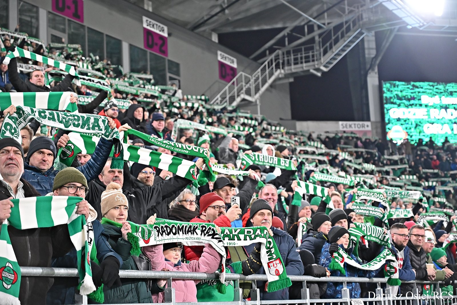 Galeria: RKS Radomiak Radom-Górnik Zabrze, zdjęcie 8 z 23