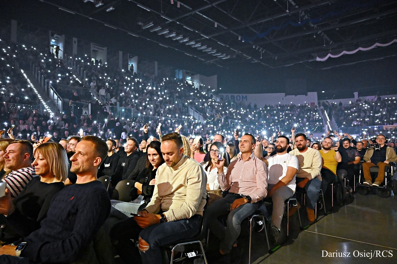 Galeria: Please Stand-Up!, zdjęcie 14 z 16